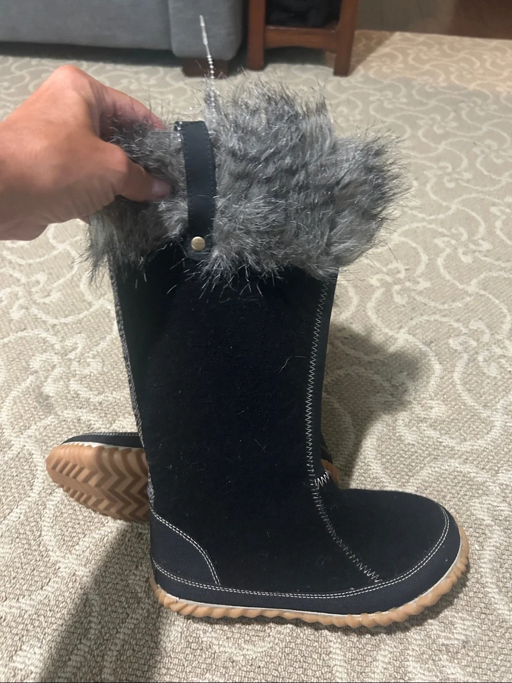 Sorel Tall Black Winter Boots with Gray Faux Fur Cuff size 7 like new